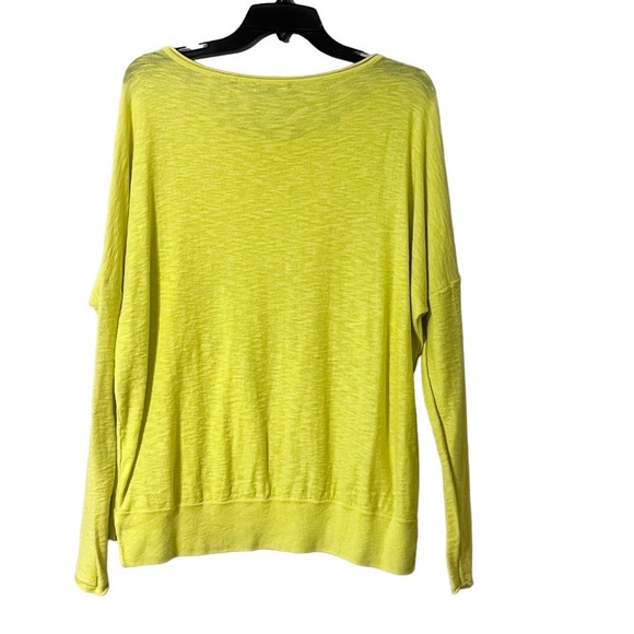 Vince Vibrant Yellow Lightweight Sweater Split Hem Size Large - Picture 3 of 8